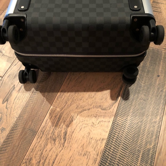 Louis Vuitton Horizon 55 Rolling luggage - Picture 7 of 8